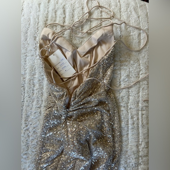 Size XS - Picture 2 of 4